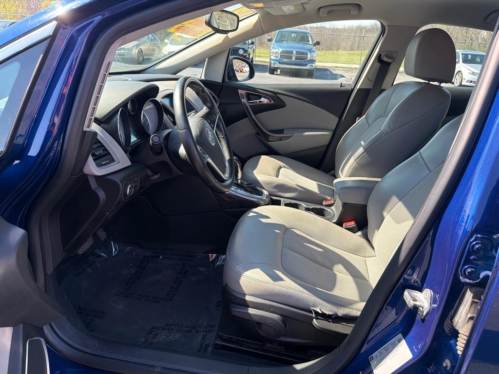 Buick Verano Base 2013