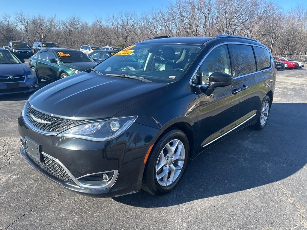 Chrysler Pacifica Touring-L Plus 2017