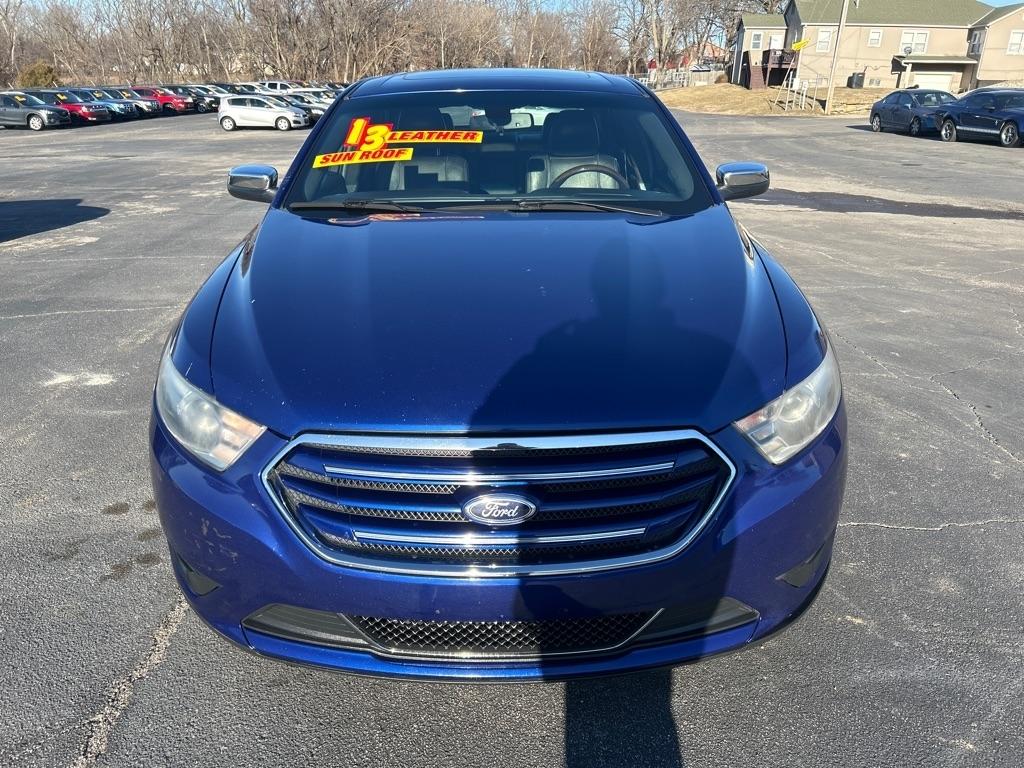 Ford Taurus Limited FWD 2013