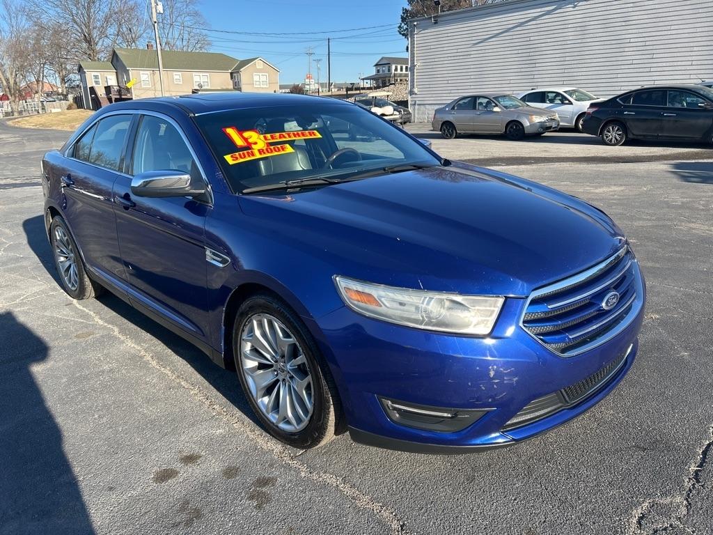 Ford Taurus Limited FWD 2013