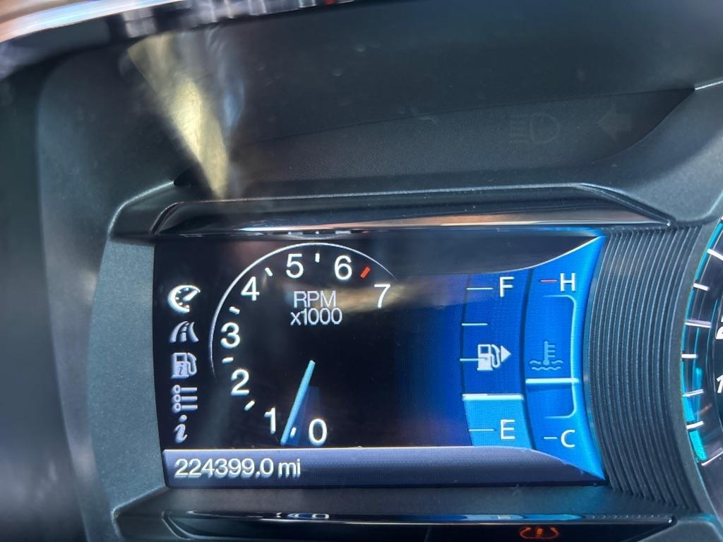 Ford Taurus Limited FWD 2013