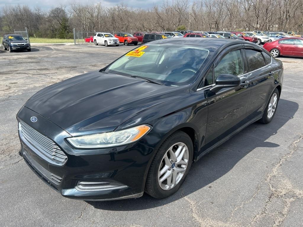 Ford Fusion S 2014