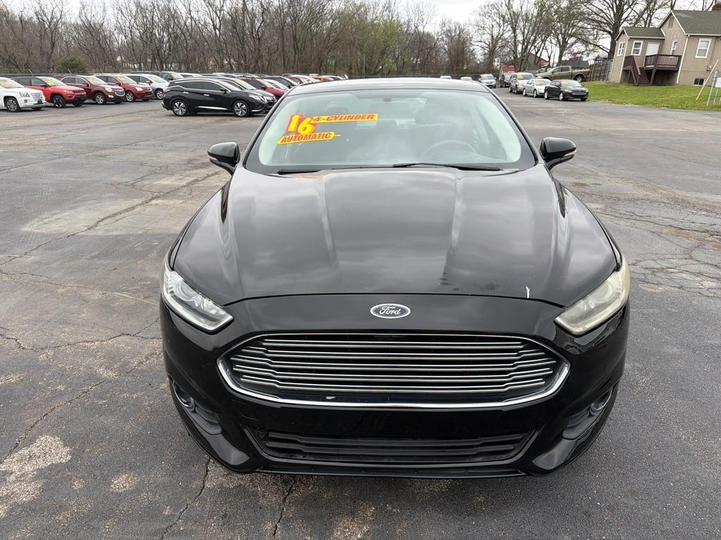 Ford Fusion SE 2016
