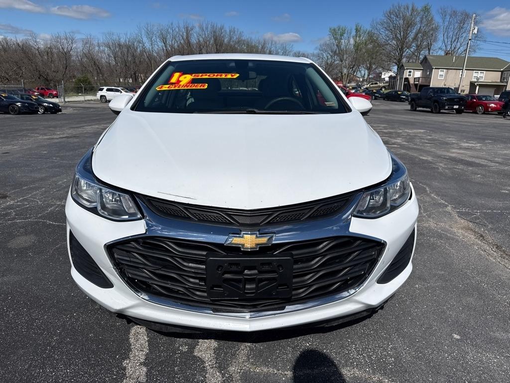 Chevrolet Cruze LS Auto 2019