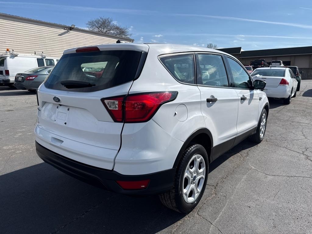 Ford Escape S FWD 2019