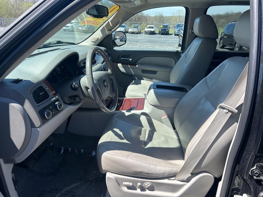 Chevrolet Suburban LTZ 1500 4WD 2011