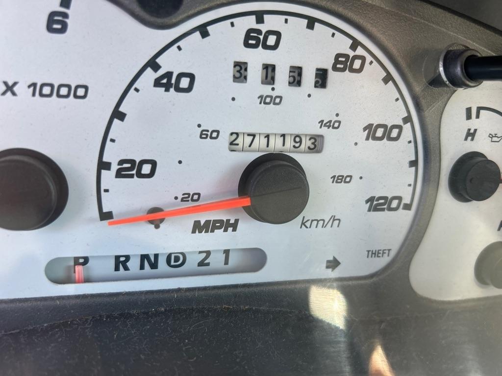 Ford Explorer Sport Trac XLS 2WD 2003