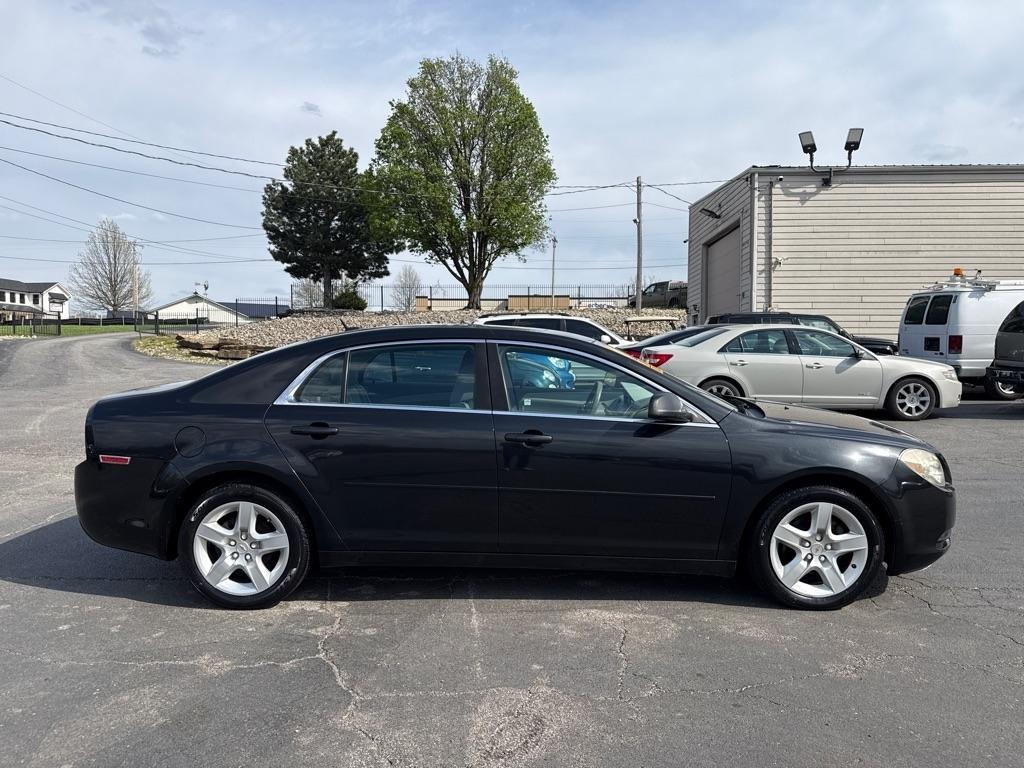Chevrolet Malibu LS 2010