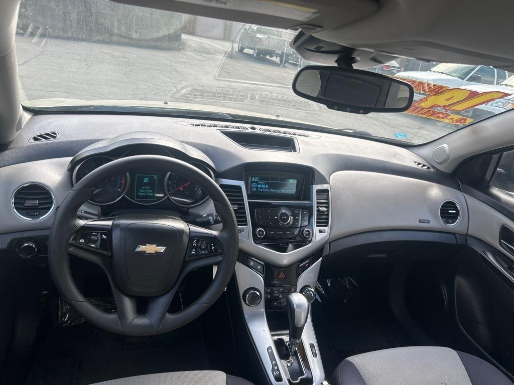 Chevrolet Cruze LS Auto 2014