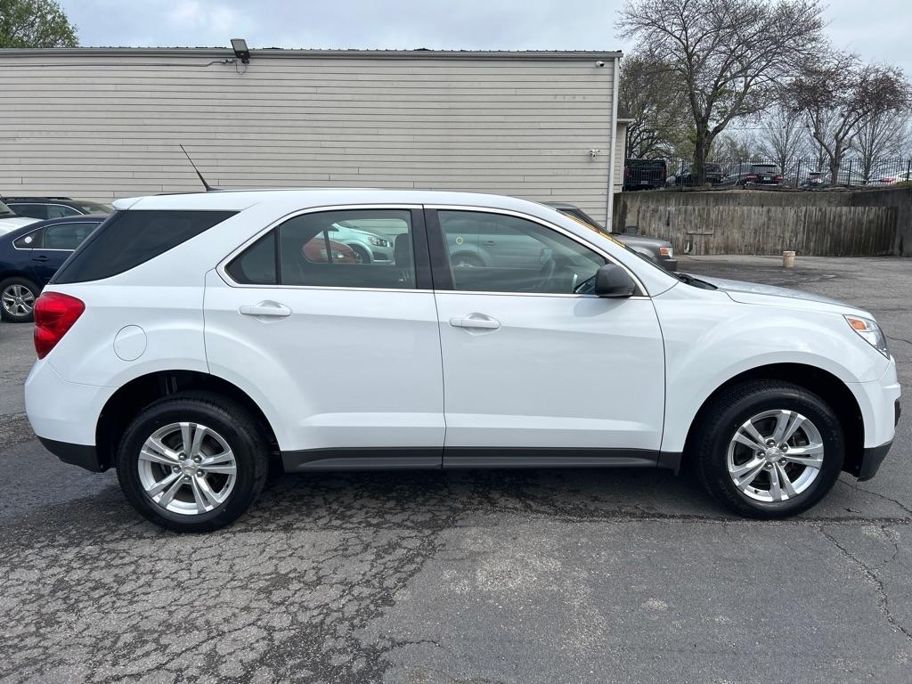Chevrolet Equinox LS 2WD 2012