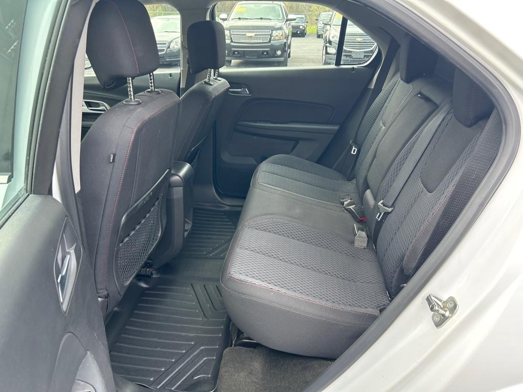 Chevrolet Equinox LS 2WD 2012