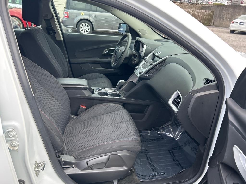 Chevrolet Equinox LS 2WD 2012