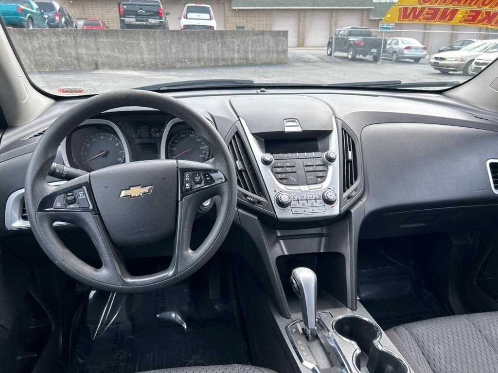 Chevrolet Equinox LS 2WD 2012