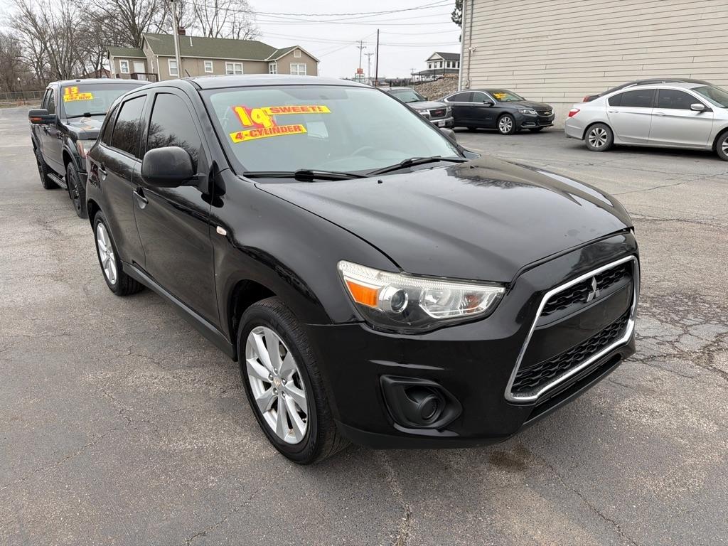 Mitsubishi Outlander Sport ES 2WD 2014