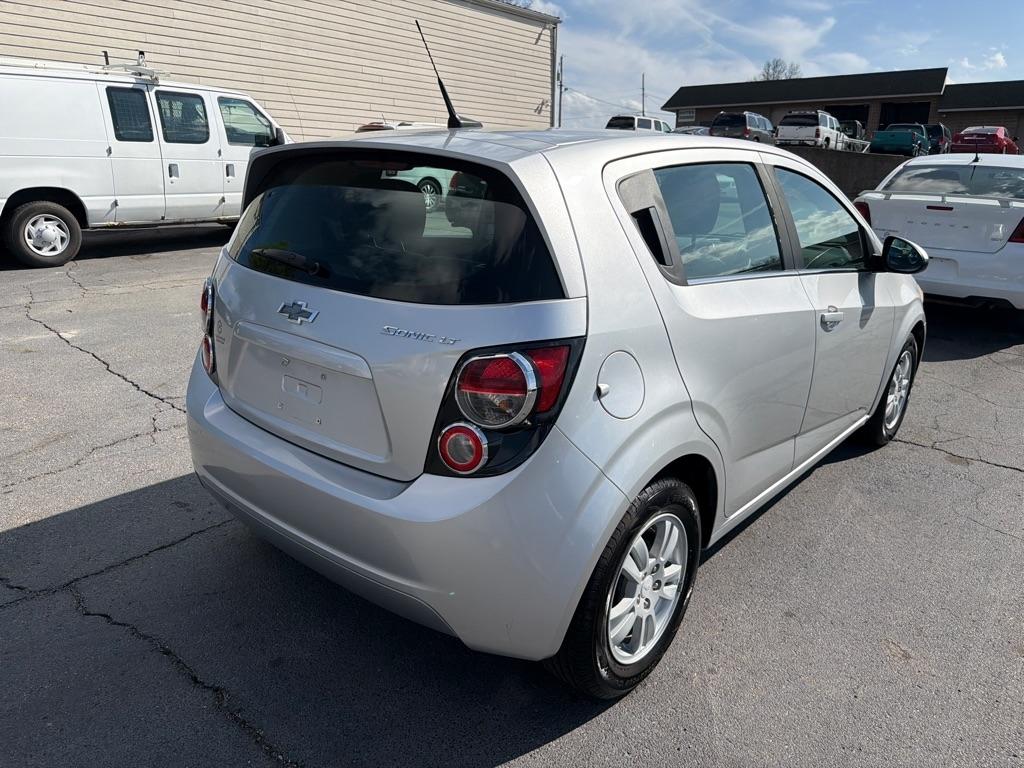 Chevrolet Sonic LT Auto 5-Door 2014