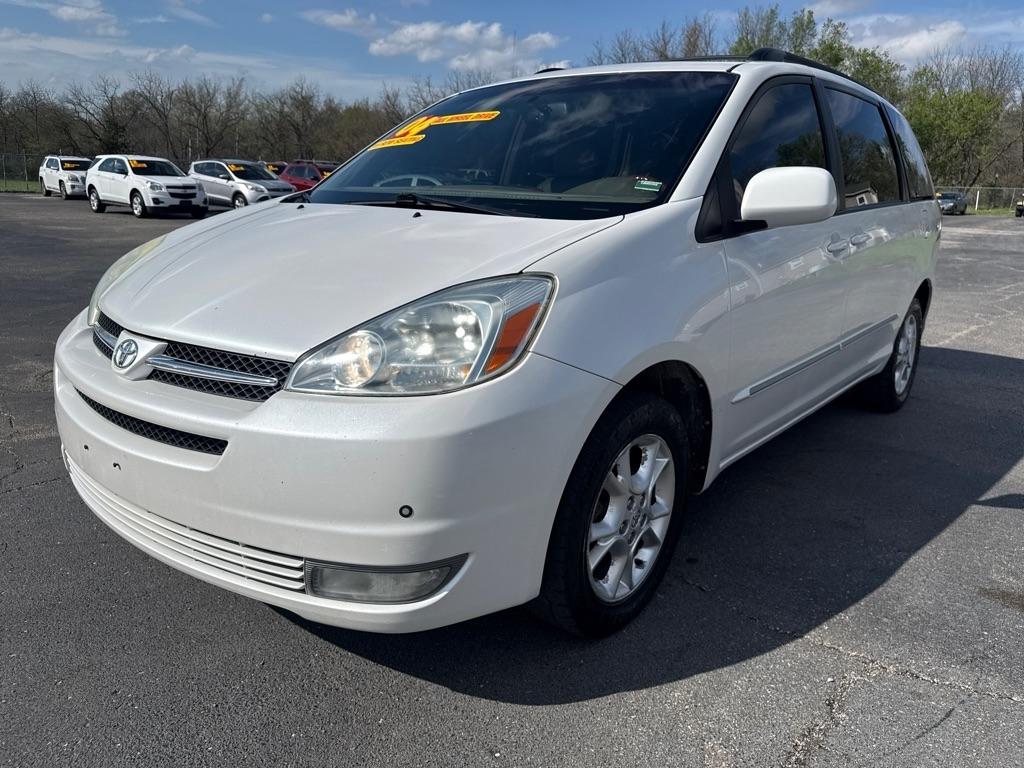 Toyota Sienna XLE Limited AWD 2004