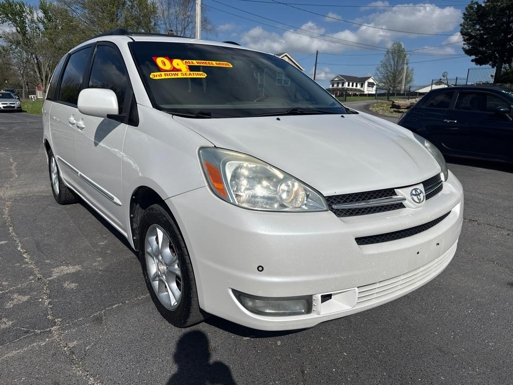 Toyota Sienna XLE Limited AWD 2004