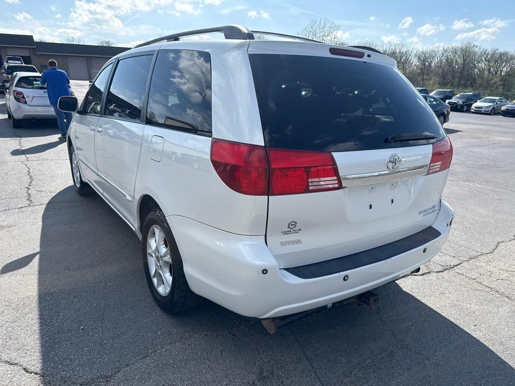 Toyota Sienna XLE Limited AWD 2004