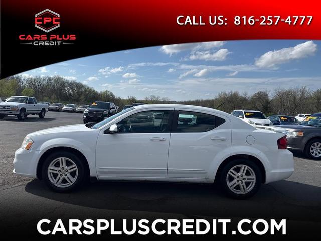 White 2013 Dodge Avenger SXT FWD Sedan Front-Wheel Drive Automatic