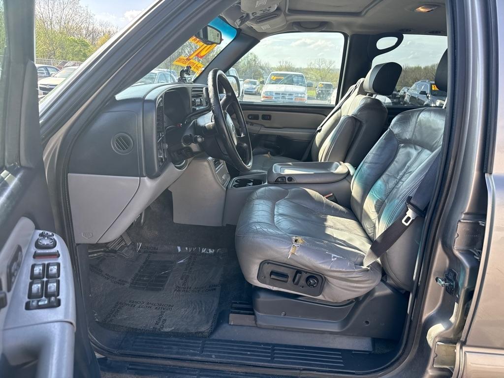 Chevrolet Tahoe 4WD 2001