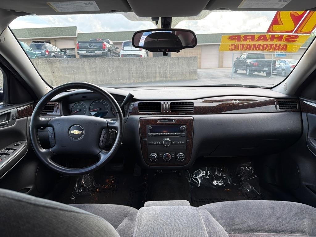 Chevrolet Impala LS 2012