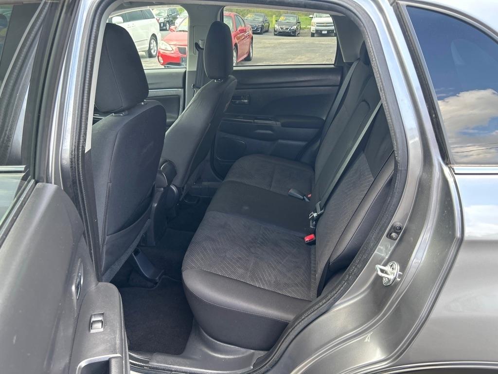 Mitsubishi Outlander Sport LE AWD 2013