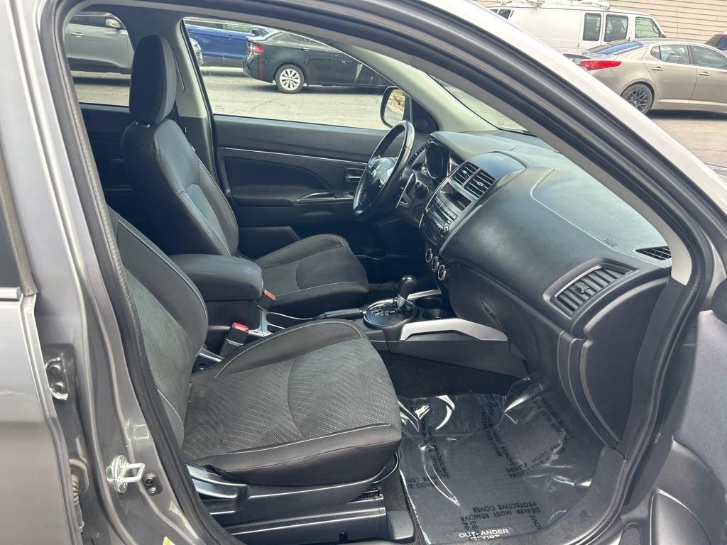 Mitsubishi Outlander Sport LE AWD 2013