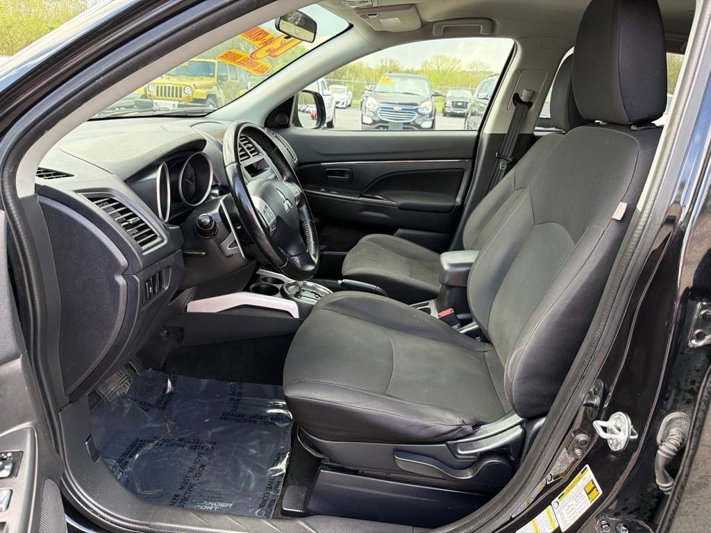 Mitsubishi Outlander Sport ES AWD 2013