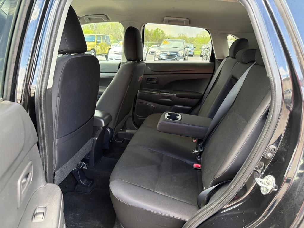 Mitsubishi Outlander Sport ES AWD 2013