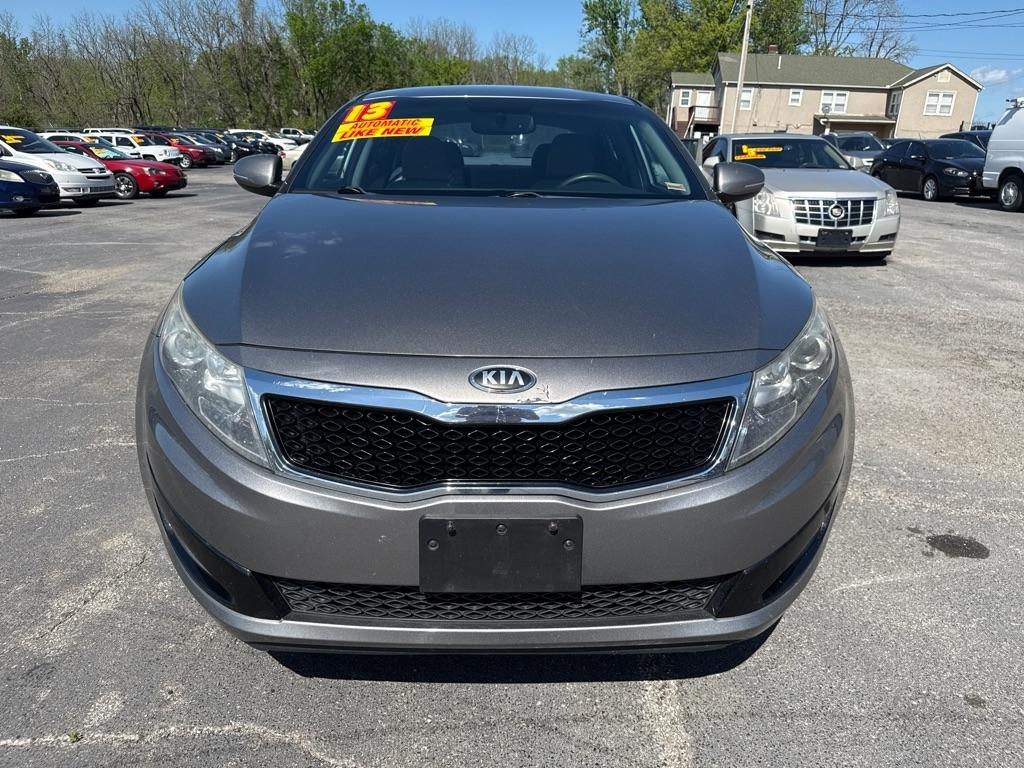 Kia Optima LX MT 2013