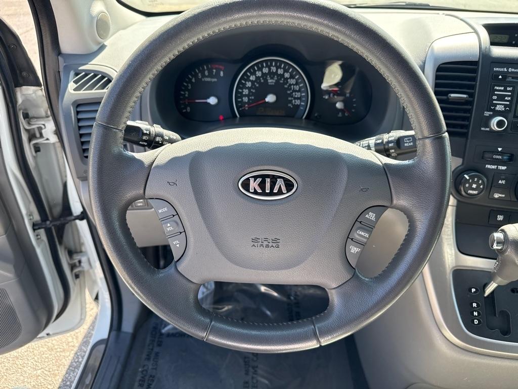 Kia Sedona EX LWB 2012