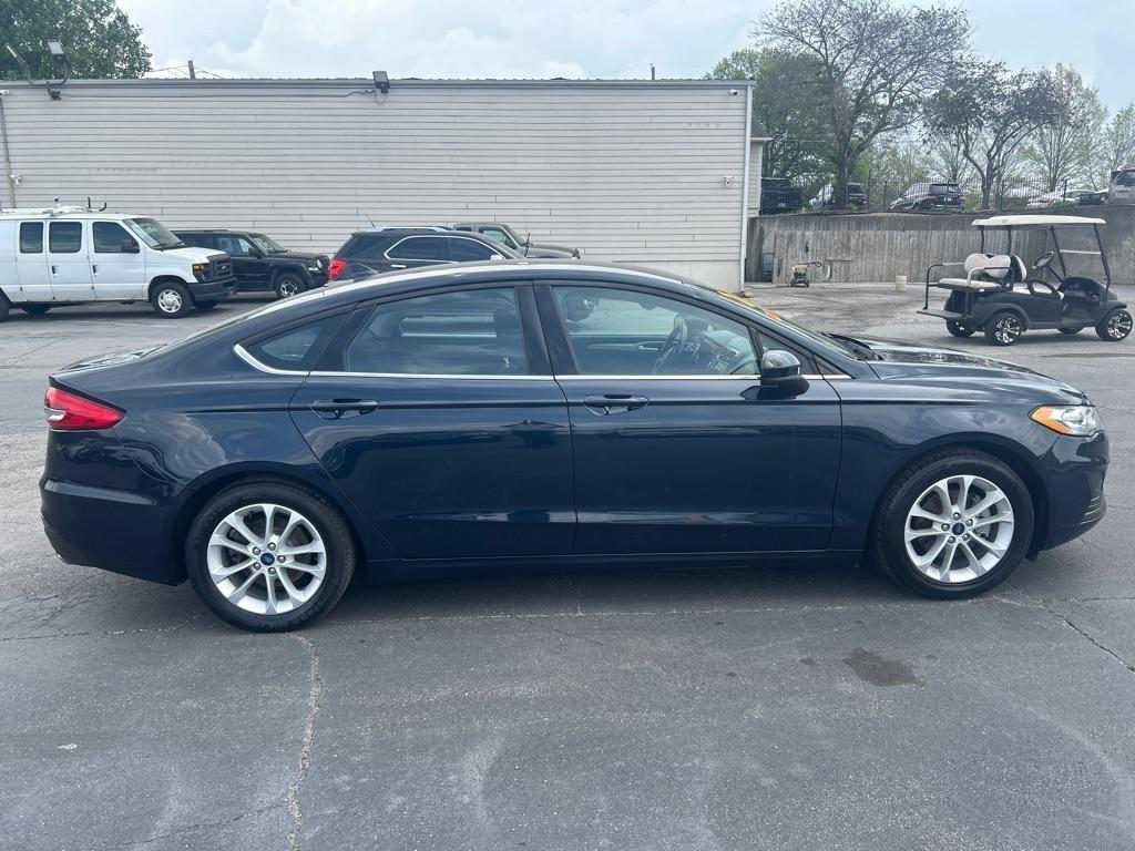 Ford Fusion SE 2020