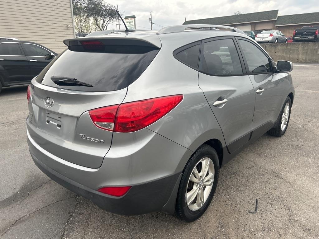 Hyundai Tucson GLS 2WD 2010