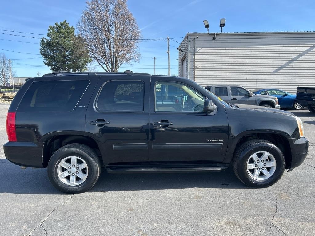 GMC Yukon SLT1 4WD 2011