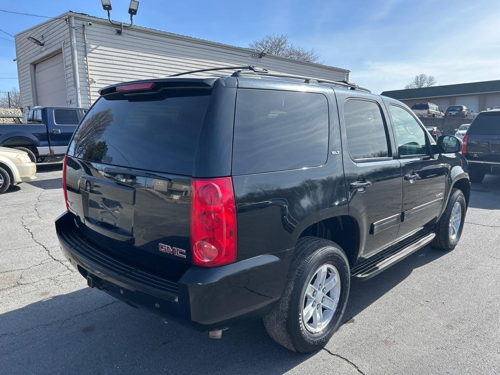GMC Yukon SLT1 4WD 2011