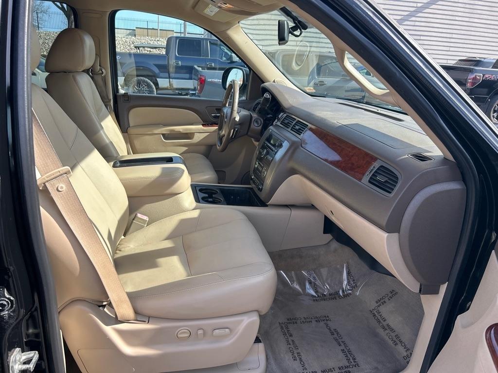 GMC Yukon SLT1 4WD 2011