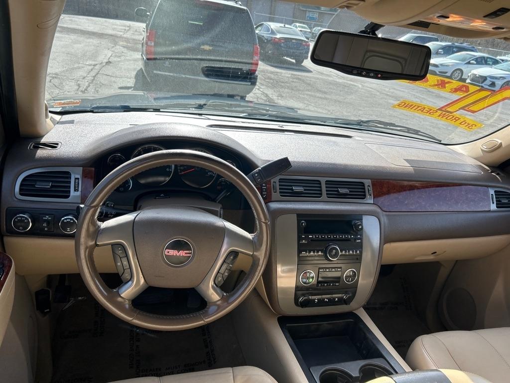 GMC Yukon SLT1 4WD 2011