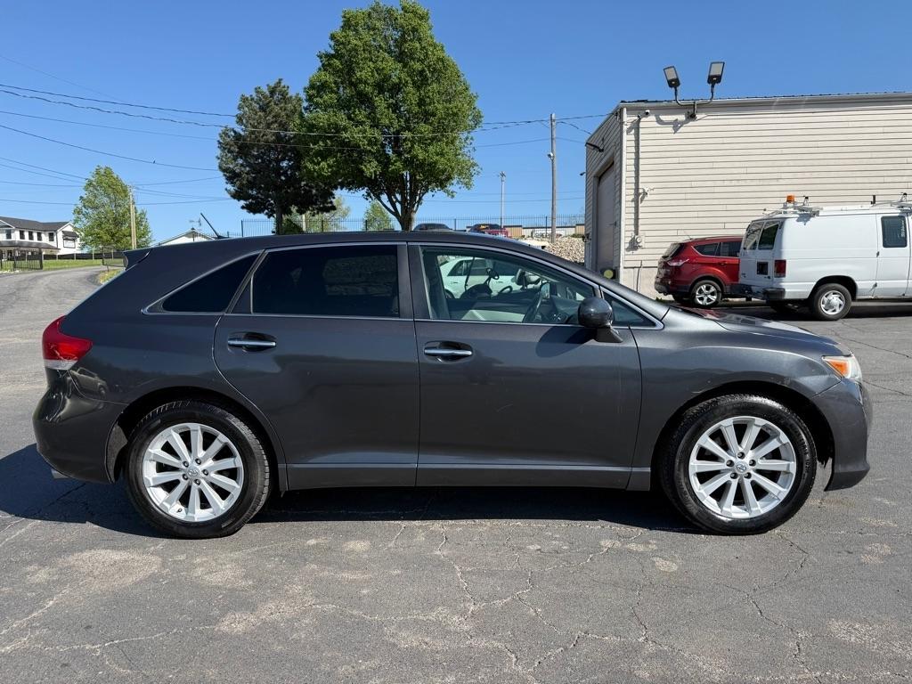 Toyota Venza AWD I4 2011