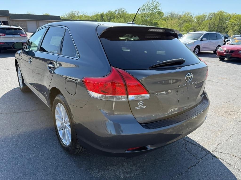 Toyota Venza AWD I4 2011