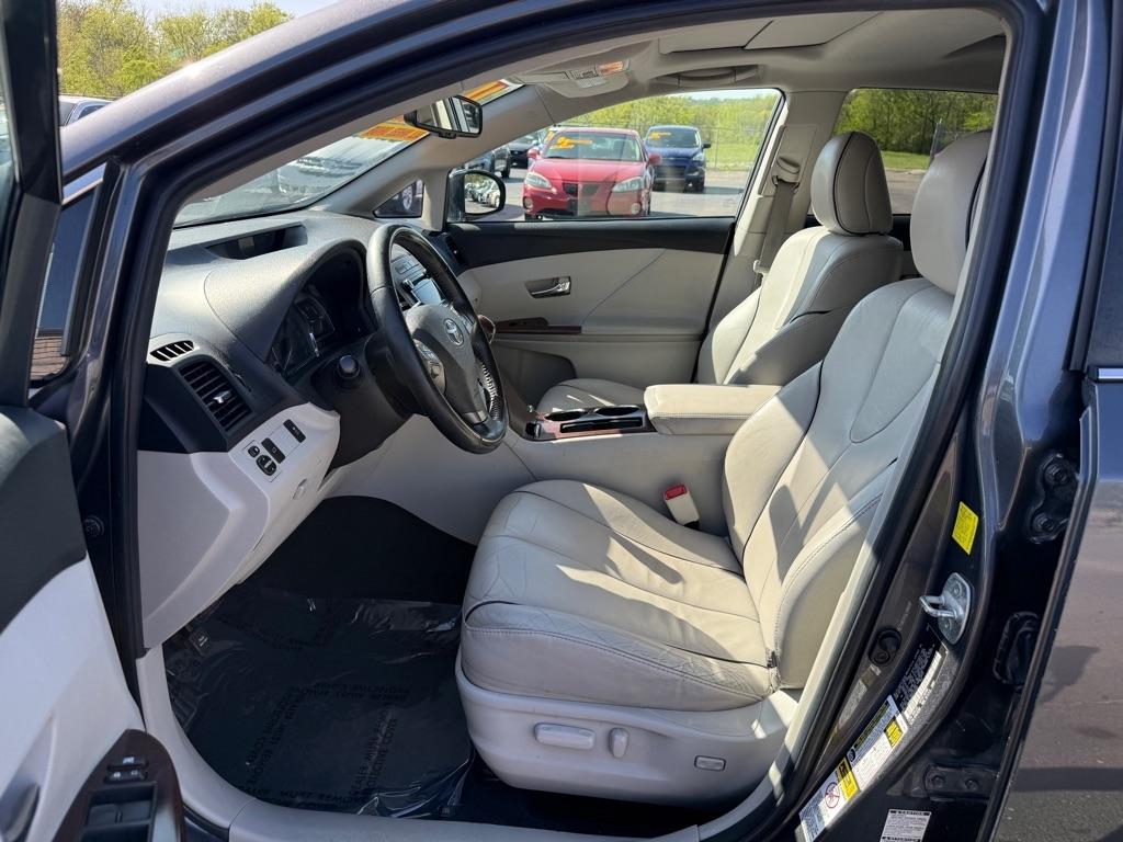 Toyota Venza AWD I4 2011