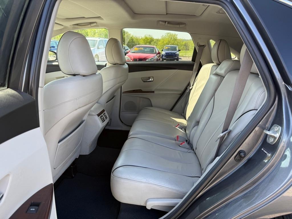 Toyota Venza AWD I4 2011