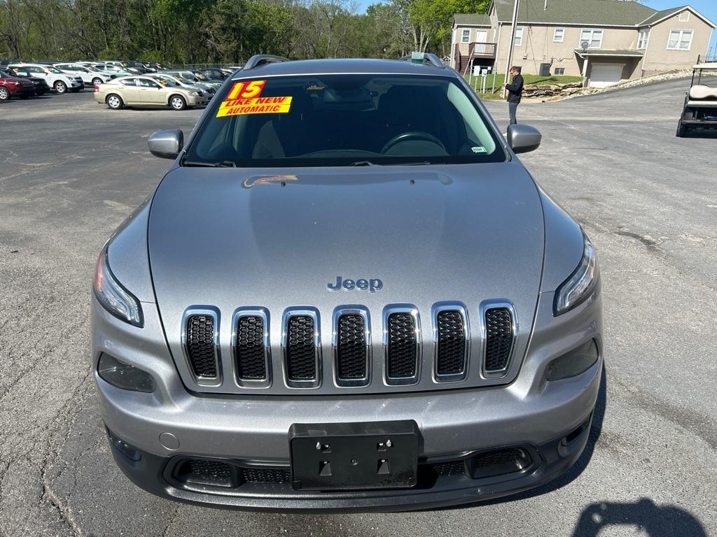 Jeep Cherokee Latitude FWD 2015