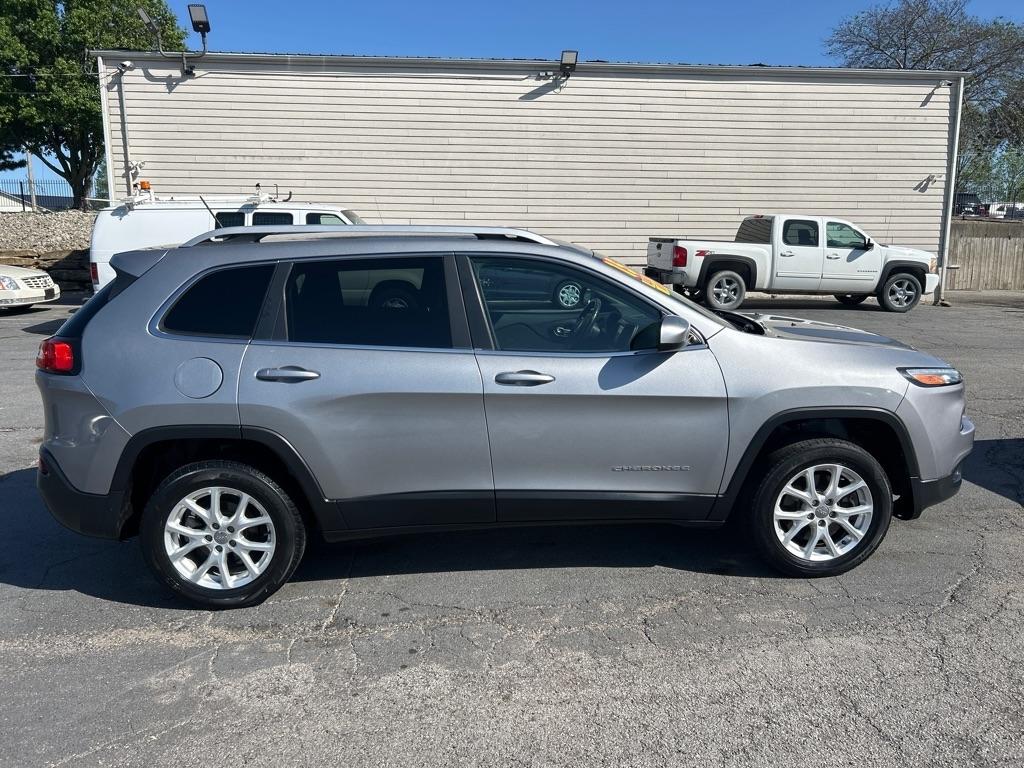 Jeep Cherokee Latitude FWD 2015