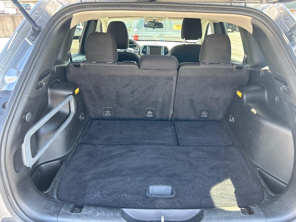 Jeep Cherokee Latitude FWD 2015