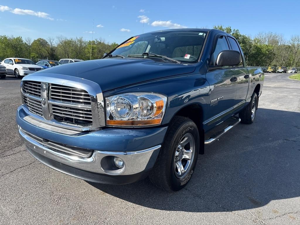 Dodge Ram 1500 ST Quad Cab 2WD 2006