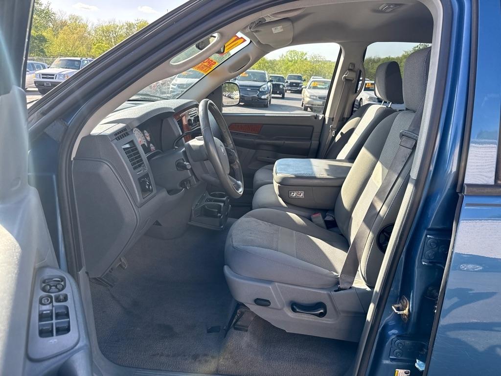 Dodge Ram 1500 ST Quad Cab 2WD 2006