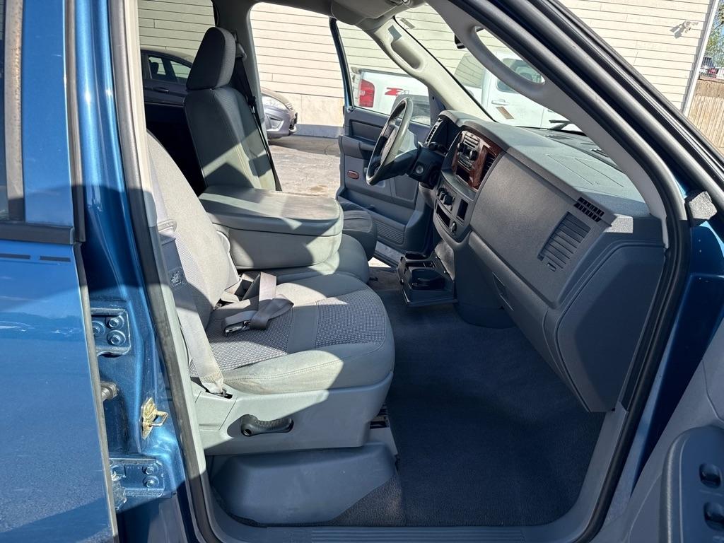 Dodge Ram 1500 ST Quad Cab 2WD 2006