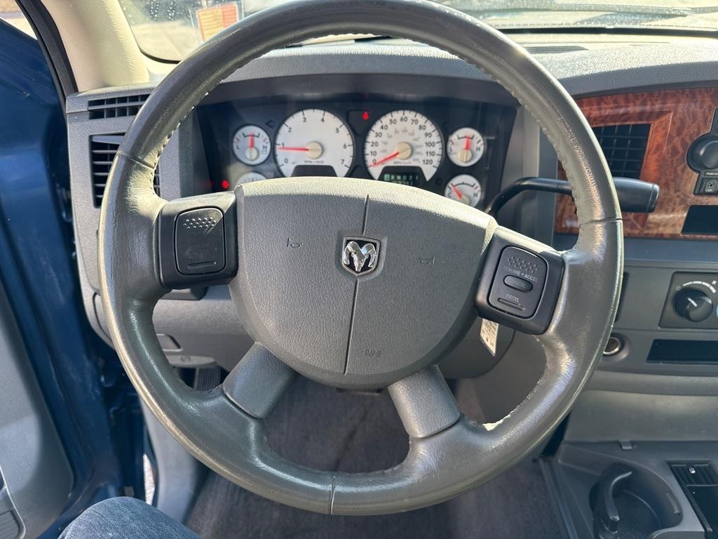 Dodge Ram 1500 ST Quad Cab 2WD 2006