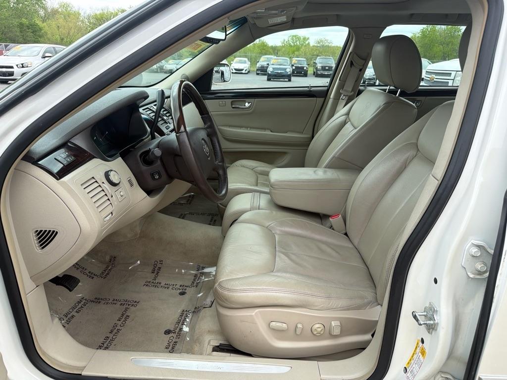 Cadillac DTS Premium w/ Navi 2011