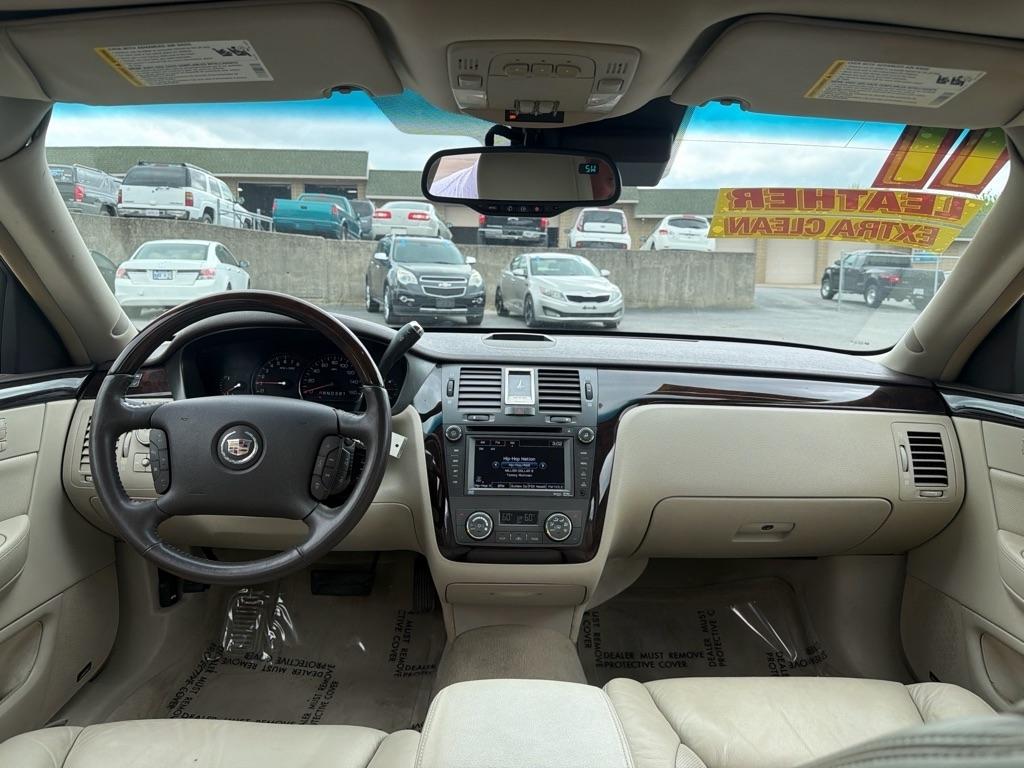 Cadillac DTS Premium w/ Navi 2011